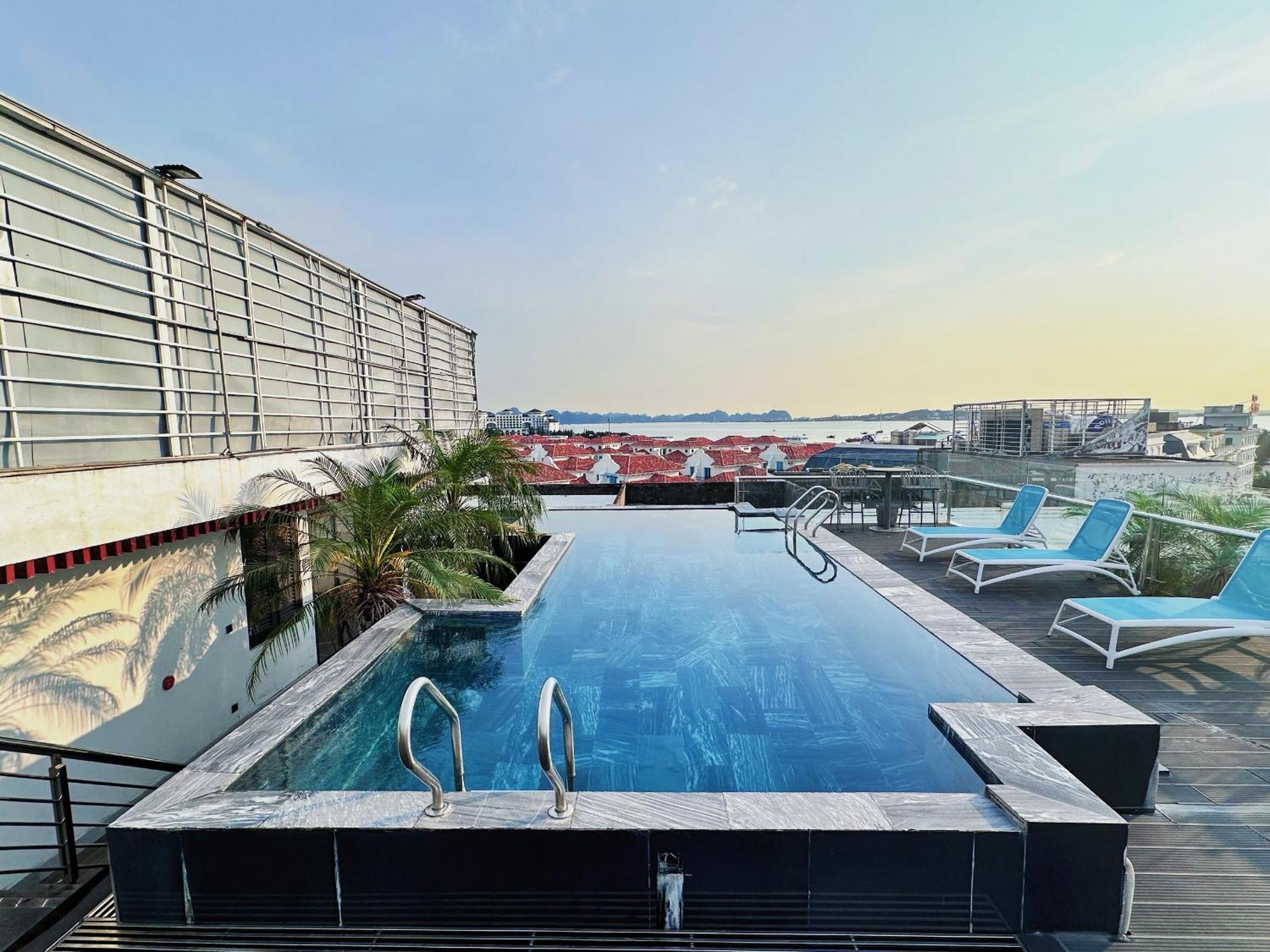 Green Suites Hotel Халонг Екстер'єр фото